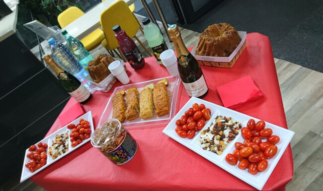 Participants au Bootcamp de Noël 2018 à Planète Fitness Rixheim, combinant cours collectif et moment convivial autour d’un apéro